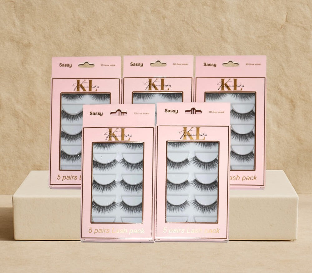 studio glam MUA lash bundle with 25 professional strip lashes