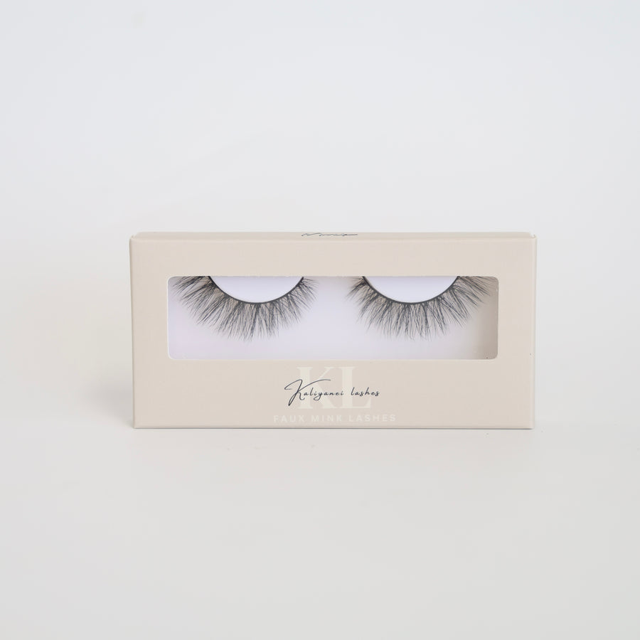 STRIP LASHES